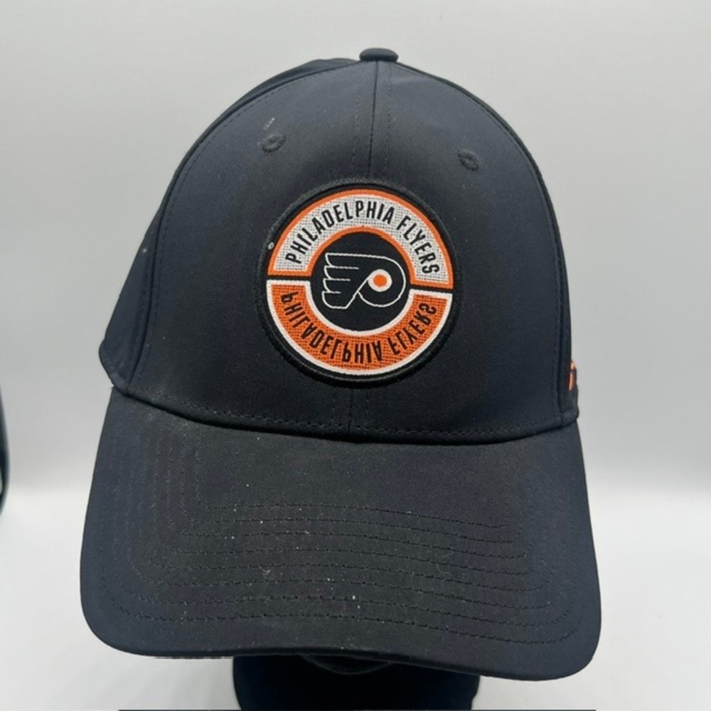 Adidas Philadelphia Flyers NHL Hat Mens ML Black Orange Embroidered Fitted Cap